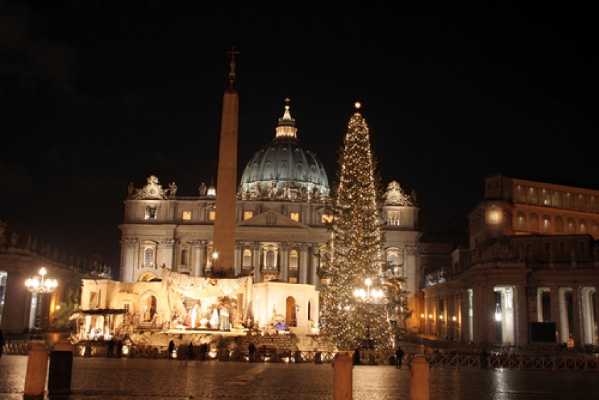Đức Thánh Cha Benêđictô XVI: Ý nghĩa của Cây Giáng Sinh&quot;